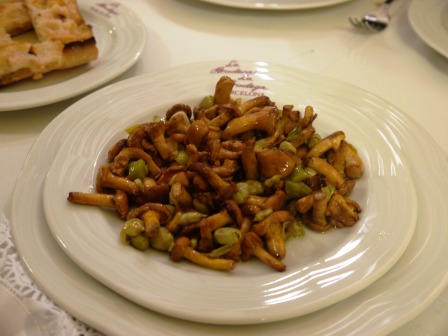 mushrooms & peppers Copyright Go Eat Give