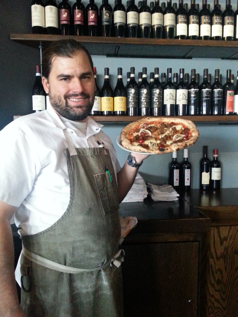 Dantes-chef-with-award-winning-pizza nebraska