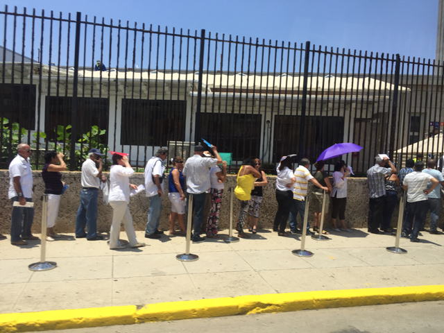 line outside US embassy in Havana