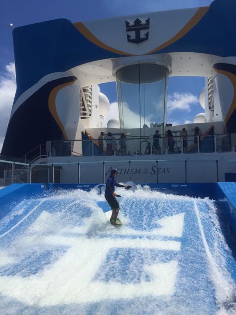 surfing on Anthem of the Seas